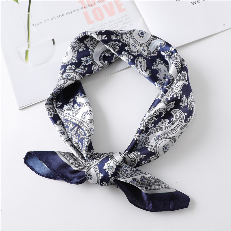 Silk Scarf Square - Pañuelo de seda cuadrado de lujo
